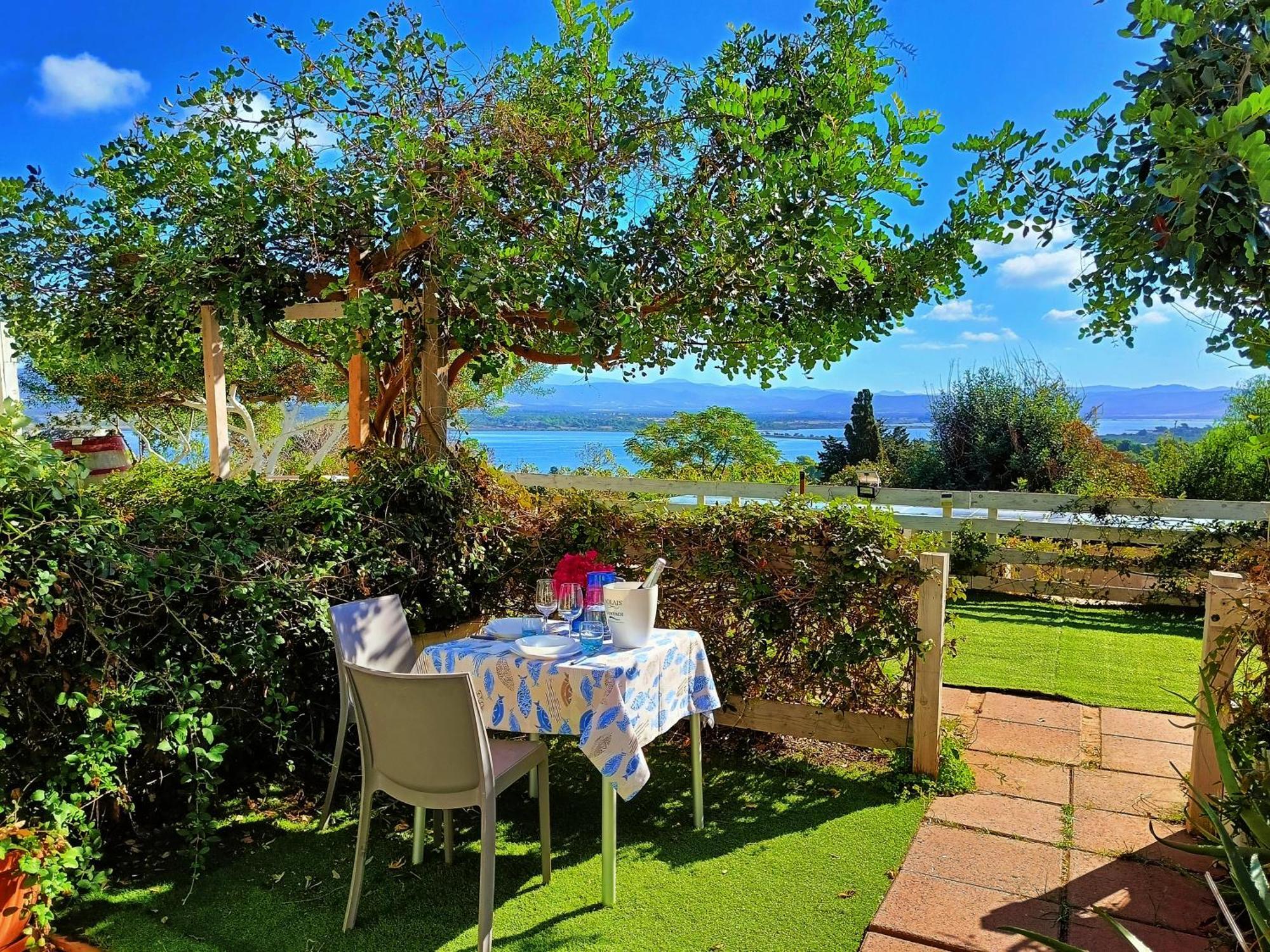 Panohome Porto Pino Exterior foto